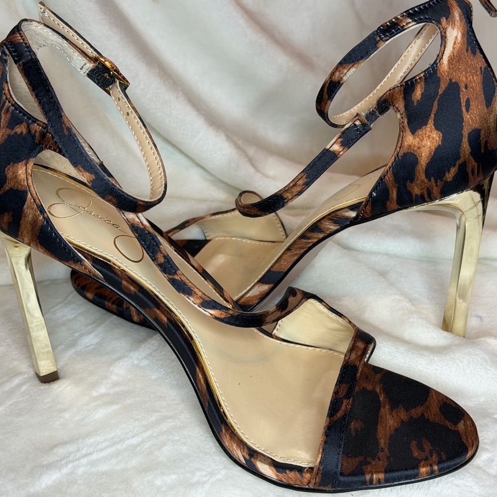 Jessica Simpson Qamille Leopard Print Strappy Stiletto Heels size 8 new - Picture 15 of 15